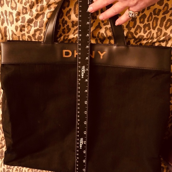 DKNY Donna Karen black Soft sided Commuter Bag/ Briefcase Great shantung Fabric - Picture 3 of 11